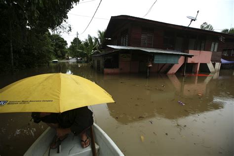 Hence, the management of water supply during the flood should be done efficiently and systematically to ensure sufficient and safe water supply for. Malaysia floods: 23,000 evacuated, hygiene concerns ...