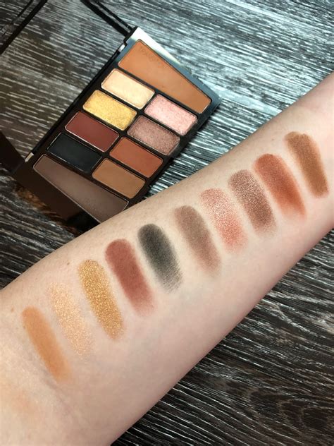 3.40 out of 5 stars (57 reviews) wet n wild. Wet N Wild My Glamour Squad Palette Review and Swatches ...
