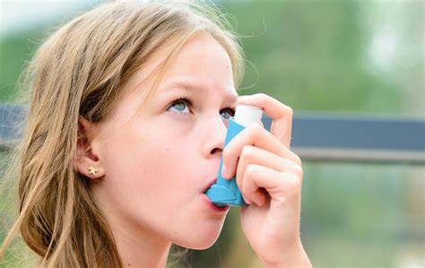 Shake it again for 5 seconds and release a second test spray. A brief guide on how to use Symbicort inhalers ...