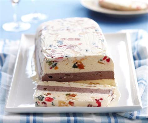 Top with maple syrup and chopped nuts, for extra sweetness and crunch. Cassata | Recipe | Christmas ice cream, Chocolate pudding desserts, Cake recipes