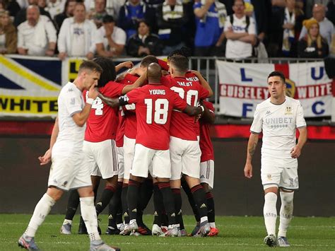 Manchester united welcome back daniel james to the starting xi, while leeds are. Spectator brawl spoils Manchester United Vs Leeds in Perth, Optus Stadium, video | Fox Sports