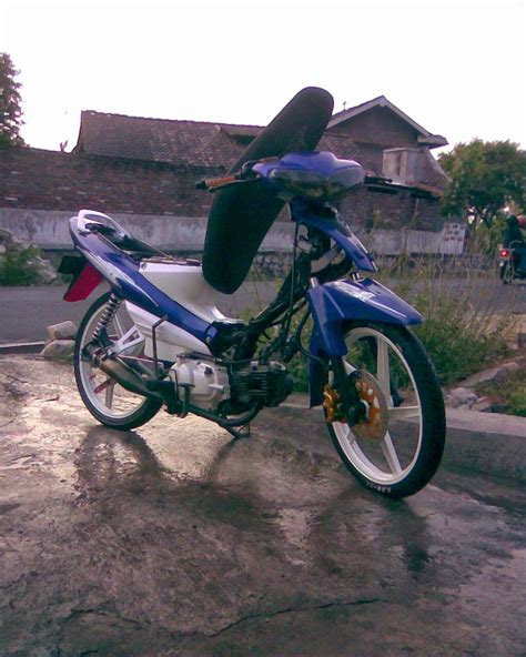 Video modifikasi motor yamaha vega zr modif trail simpel youtube via youtube.com. Vega New Modifikasi Drag - Thecitycyclist