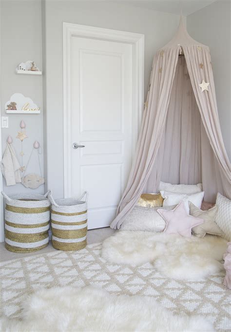 Maybe you would like to learn more about one of these? Kid's bedroom - Small bedroom decorating ideas fit for a ...