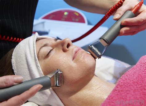 What Is an Ultrasonic Facial Treatment? (with pictures)