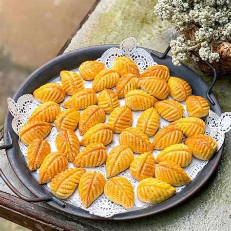 Panggang dalam oven panas 150 derajat celcius. Kue Nastar Daun Jumbo | Resepkoki.co
