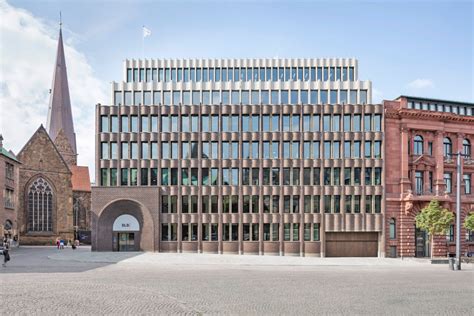 Landesbank berlin (lbb) is not considered to be a landesbank as the bank is not owned by a state but by the savings bank finance group only. Nike-Architekturpreis für Neubau der Bremer Landesbank ...