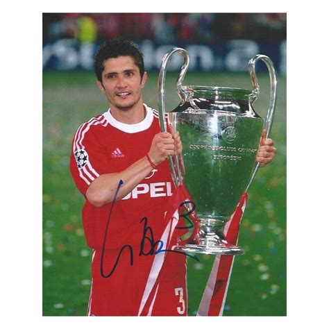 Footballer who played for bordeaux and bayern munich, among other teams, as a left back. Autographe Bixente LIZARAZU (Photo dédicacée)