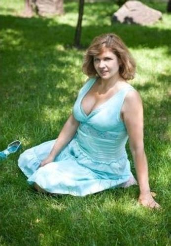 Join flirtycougars.com dating service to find cougar dating online nearby where singles can meet older women looking for men for chatting. aucerise a 59 ans. Femmes âgées pour sexe à Marseille ...