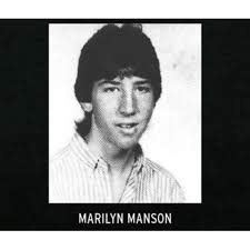 Marilyn monroe wasn't even her real name, charles manson isn't his real name, and now. Marilyn Manson Wiki: Jung, Fotos, Abstammung & Schwull ...