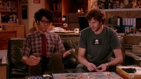 Tasting games, drink charms or a themed cocktail book are all great additions to their party repertoire. Does anyone have gifs from "The Dinner Party"? : ITcrowd