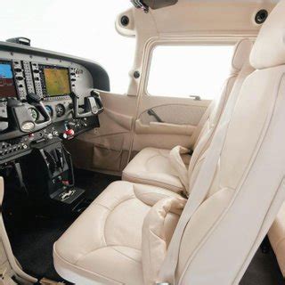 More people have flown the cessna 172 for business and personal pleasure than any other aircraft in the world. Cessna 172 cabin dimensions | Download Scientific Diagram