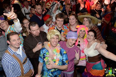 Serie reportages waarin nederlanders, die. Ik vertrek