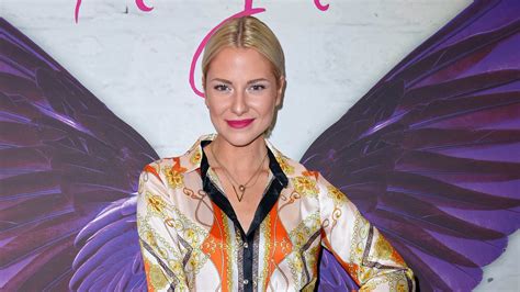 Valentina pahde oben ohne make up im netz. Valentina Pahde: Heißes Nackt-Bild versetzt Fans in ...