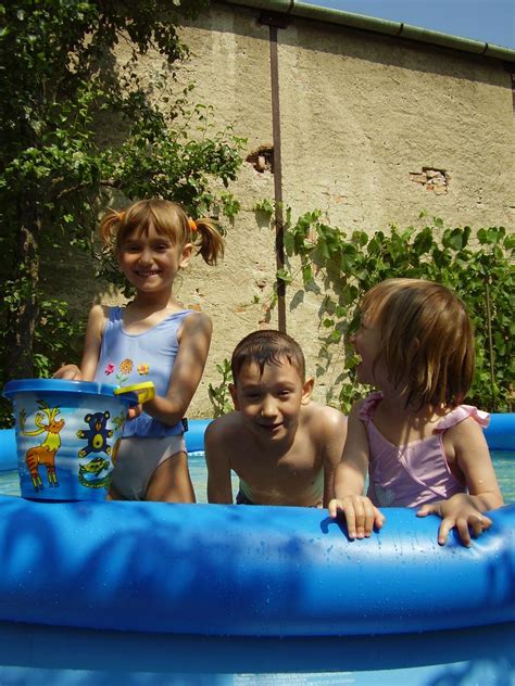 Získáte tak jedinečnou inspiraci ze stovek českých alb, nahraných každý den na rajče. rajce[[[[deti idnes rajce bath556