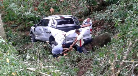 Isaquias queiroz en juillet 2016. Campeão mundial, Isaquias Queiroz capota carro no interior ...