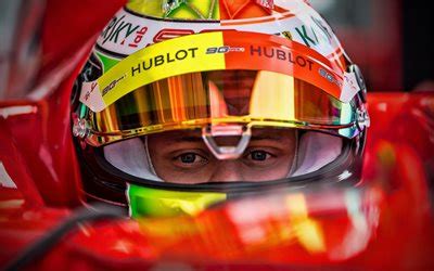 A stylish and smooth racer, schumacher followed in his father's footsteps in 2019, signing with the ferrari driver. Scarica sfondi 4k, Mick Schumacher, close-up, Scuderia ...