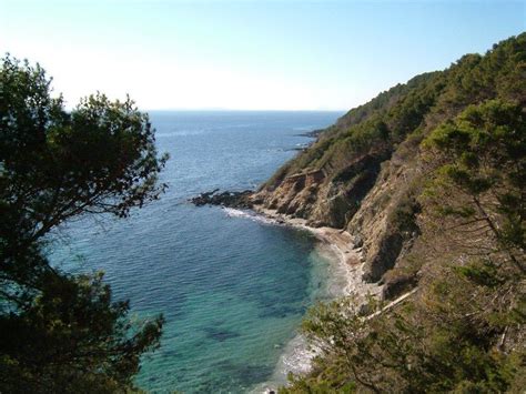 Domaine du cap gaou benat. Cap Benat plage "des marches", domaine prive, France ...