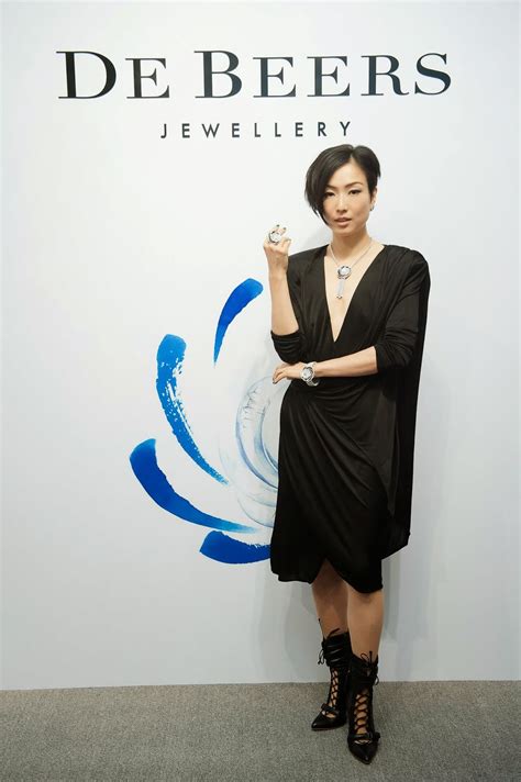 鄭秀文官方專頁sammi cheng 's official page. 亞洲天后鄭秀文優雅登台 為ARIA 高級珠寶展揭幕 - WoWoNews