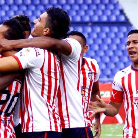 Invitamos a todos los colombianos a seguir con el plan nacional de vacunación. Atlético Junior, nuevo líder del fútbol colombiano | Radio ...