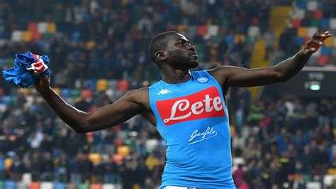 Wielokrotnie wybierany do 11 sezonu w serie a. Koulibaly parteciperà a Brasile-Senegal, si gioca il 10 ...