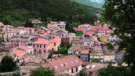 Scopri tutte le novità nel quartiere san donato. La magia del centro storico di San Donato Val di Comino ...