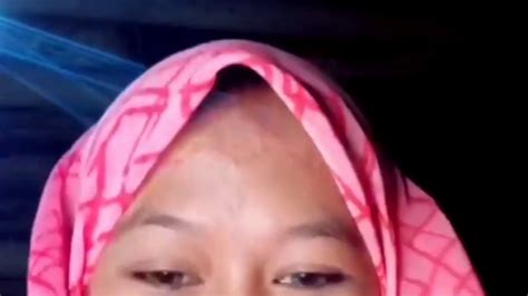 Semok semok kau bilang aku semok kamu juga bilang cantik aku cantik montok angan anganku melayang tinggi di awan aku dilanda asmara. Kumpulan Tik Tok Cimoy Montok || Ratu Tik Tok - YouTube