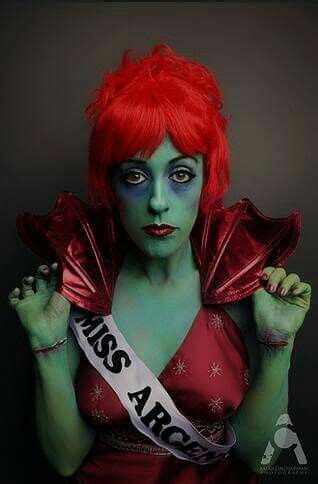 Beetlejuice and miss argentina from beetlejuice. Pin by cori zavala on Halloween and Fall | Halloween ...