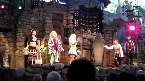 Taken on december 30, 2012. Beetle Juice Show Universal Studios Florida - YouTube