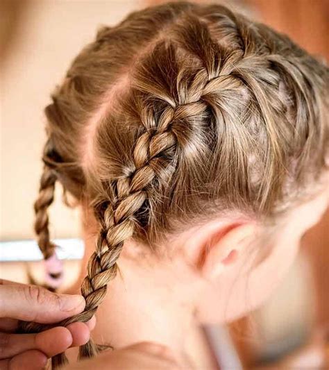 Your baby is growing fast during the first year and you sure want to take lots of pictures of her every month. Prom Hairstyles | Cute And Easy Hairstyles For Little ...