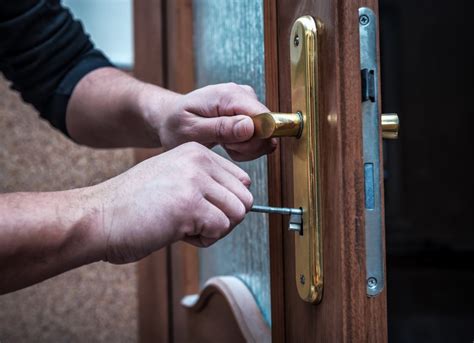 24 hour auto key service. Home Locksmith Near Me - Locksmith Around the Corner