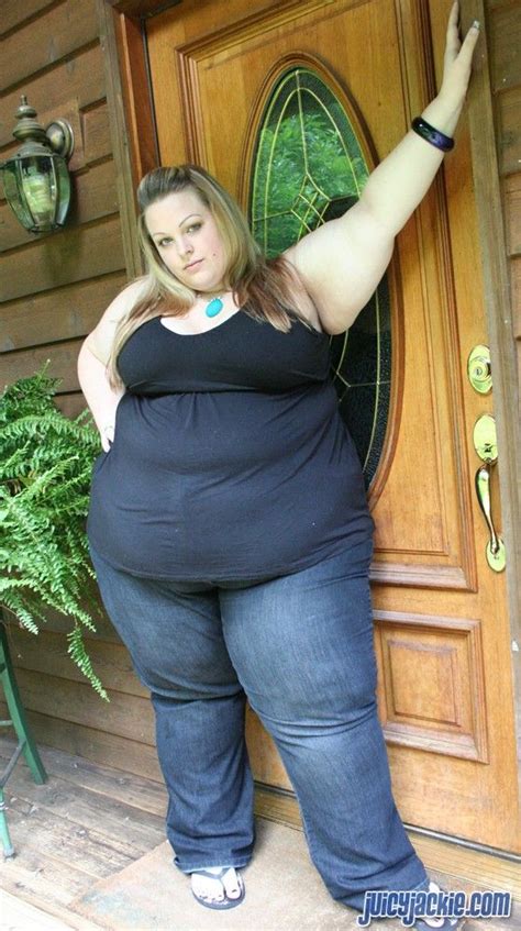 On january 23, 2016 juicy jackie curated a live art show in chicago, il. 105 best ssbbw fully clothed images on Pinterest | Ssbbw ...