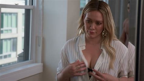 Nude video celebs » Hilary Duff sexy - Younger s06e10 (2019)