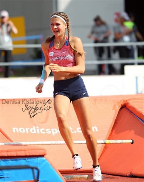 It's carrying capacity is 49994 t dwt and her current draught is. Tereza Schejbalová - Sportovec Plzně