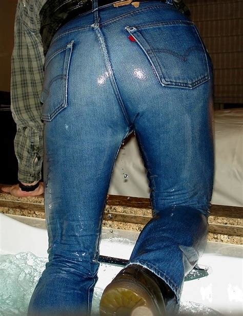 Erkek jean pantolon 501 serisi, ikonik tasarımlarıyla seni bekliyor. 12 LS Clinging slick lubed stfLevis -grab on... | Flickr ...