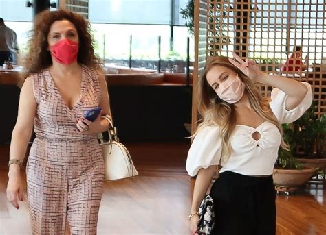 Juliette além de taxada de chata, teve outros adjetivos aqui. Após o BBB21, Carla Diaz sai para almoçar com a mãe ...