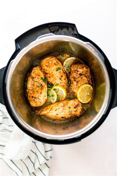 Serve the chicken right away or freeze it for another day. Instant Pot Lemon Chicken | Lemon chicken recipe, Chicken ...