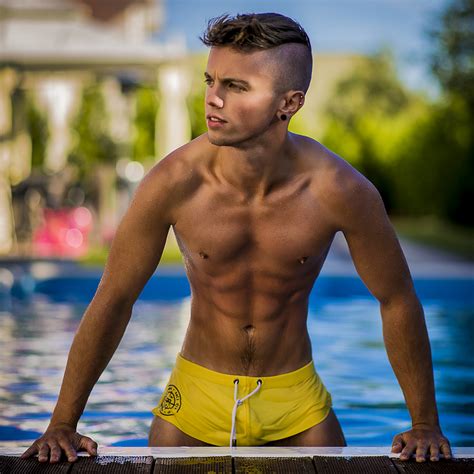 46,502 likes · 5,425 talking about this. Instagram Spotlight: @LadyJakubowski - Pretty Male Models