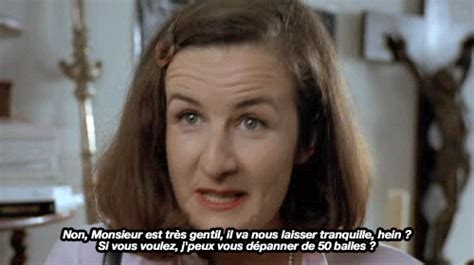 L'actrice et réalisatrice garde un très mauvais souvenir du tournage des visiteurs durant l'année 1992. Ѱ... Etre étudiant ...Ѱ En psychologie