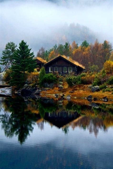 Haus am wald, eltmann, deutschland mit vielen fotos. Pin von Barbara rathmanner auf Herrliche Häuschen | Cabin ...