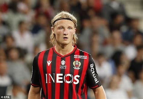 Дольберг каспер / kasper dolberg rasmussen. Sacked Lamine Diaby-Fadiga reveals he stole Nice team-mate ...