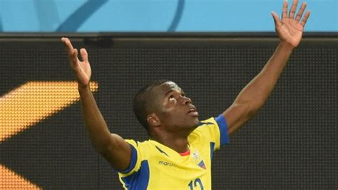 Enner valencia is a 26 year old football player who plays for the ecuadorian national team and west ham united. Enner Valencia - Spelersprofiel 20/21 | Transfermarkt