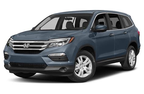 It received four stars for the frontal and rollover crash tests and five stars for the. 2017 Honda Pilot MPG, Price, Reviews & Photos | NewCars.com