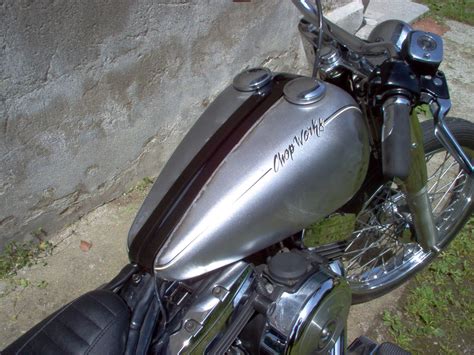 In letzter zeit sehe ich immer öfter an sportstern andere tanks als den peanut tank. CHOPWORKS: Chop your fat bob tank