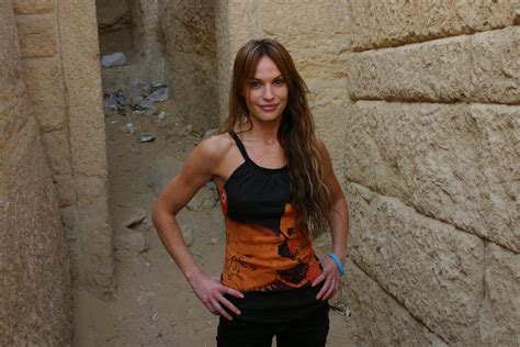 The acting by the entire cast was excellent and performances turned in my blaloc & bakula were outstanding. Star Trek: Enterprise Jolene Blalock : geekboners