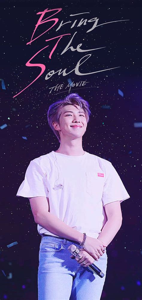El día después del último concierto de su gira europea, desde una azotea de parís. BRING THE SOUL : THE MOVIE 2 #방탄소년단 #BTS @BTS_twt | Chicos ...