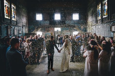 We did not find results for: 15 Best Cameras for Wedding Photographers - DSLR or ...