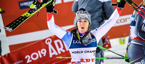 Wendy holdener is an alpine skier who has competed for switzerland. Gold! Wendy Holdener erneut Weltmeisterin in der ...