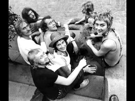 And unlike many other progressive rock bands, they included a big dose of rock & roll, making the music quite easy to access. Nationalteatern - Livet är en fest (Originalversion SVT ...