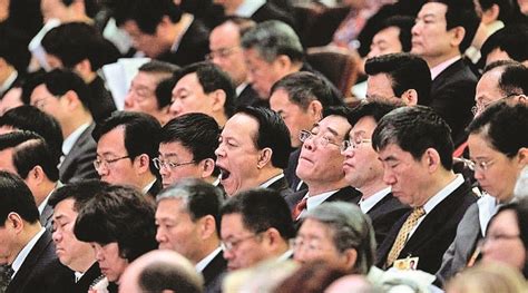 Jul 23, 2020 · 成立于1984年10月，具有独立法人资格的社会团体，律师的行业自律性组织，依法履行对全市律师事务所和执业律师的管理。 中共兩會十律師寄送公民提案｜大紀元時報 香港｜獨立敢言的良心媒體