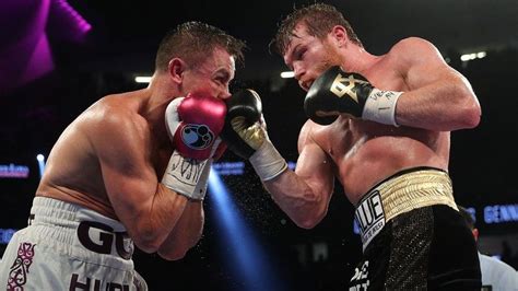 Ambos pugilistas ya se dirigen al ring, para comenzar con la pelea canelo álvarez también arriba al at&t stadium "Canelo" Álvarez gana la pelea Canelo vs GGG 2